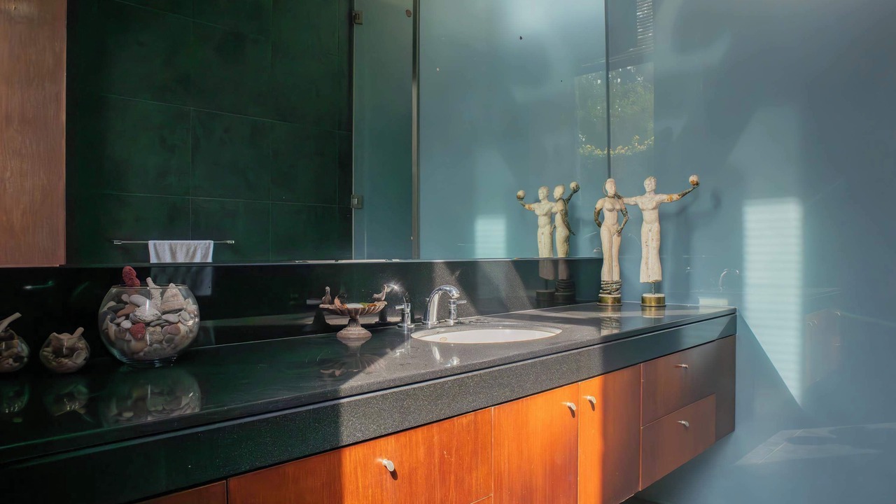 Photo of Bathroom in Pachacamac