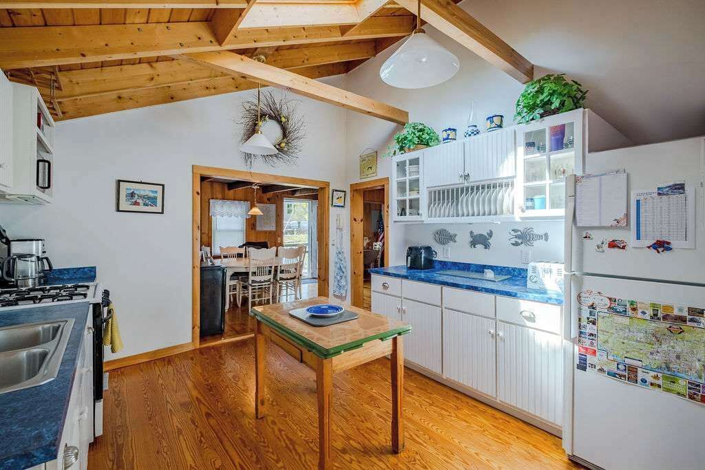 Photo of Kitchen in Peaks Island