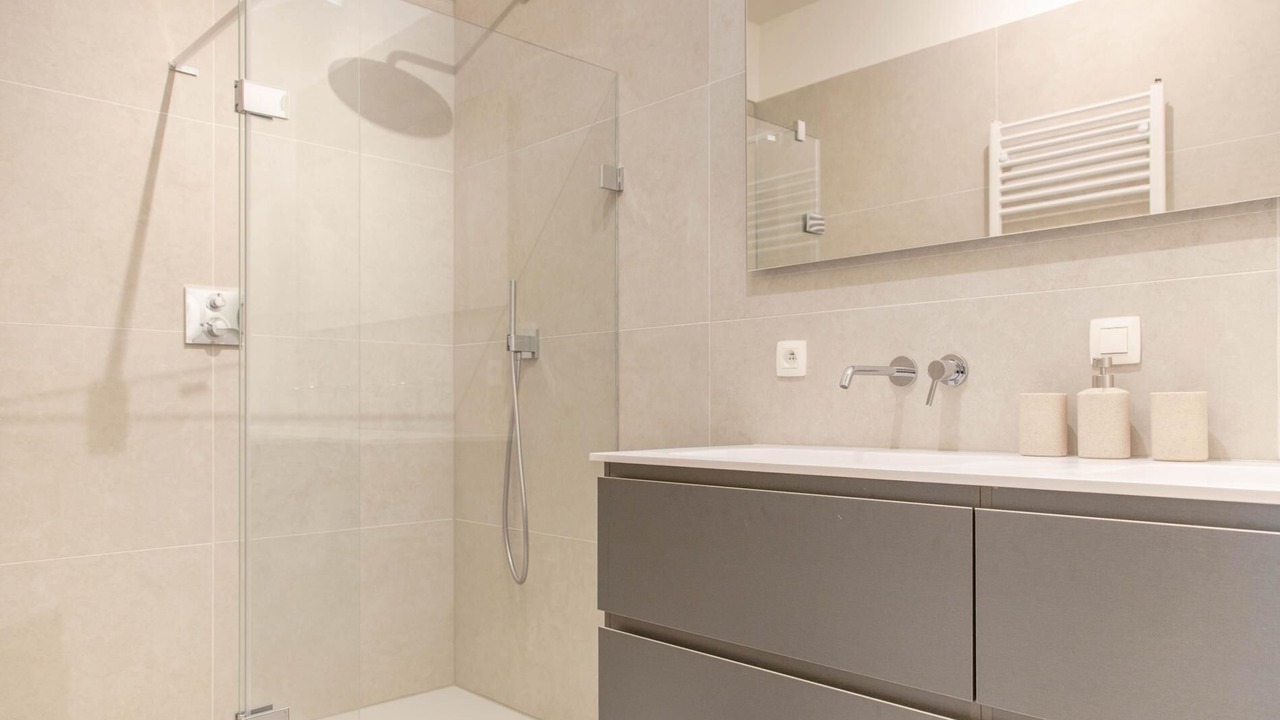 Photo of Bathroom in University District