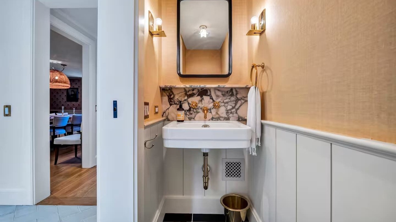 Photo of Bathroom in Amagansett