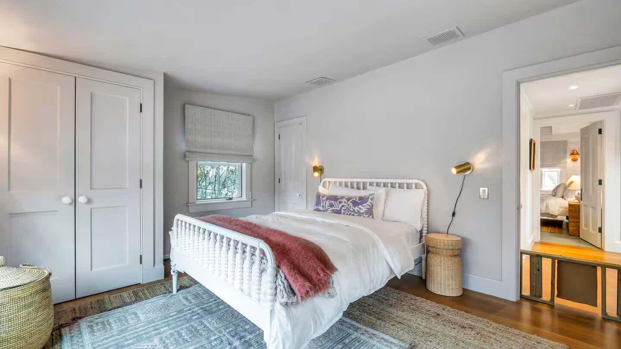 Photo of Bedroom in Amagansett