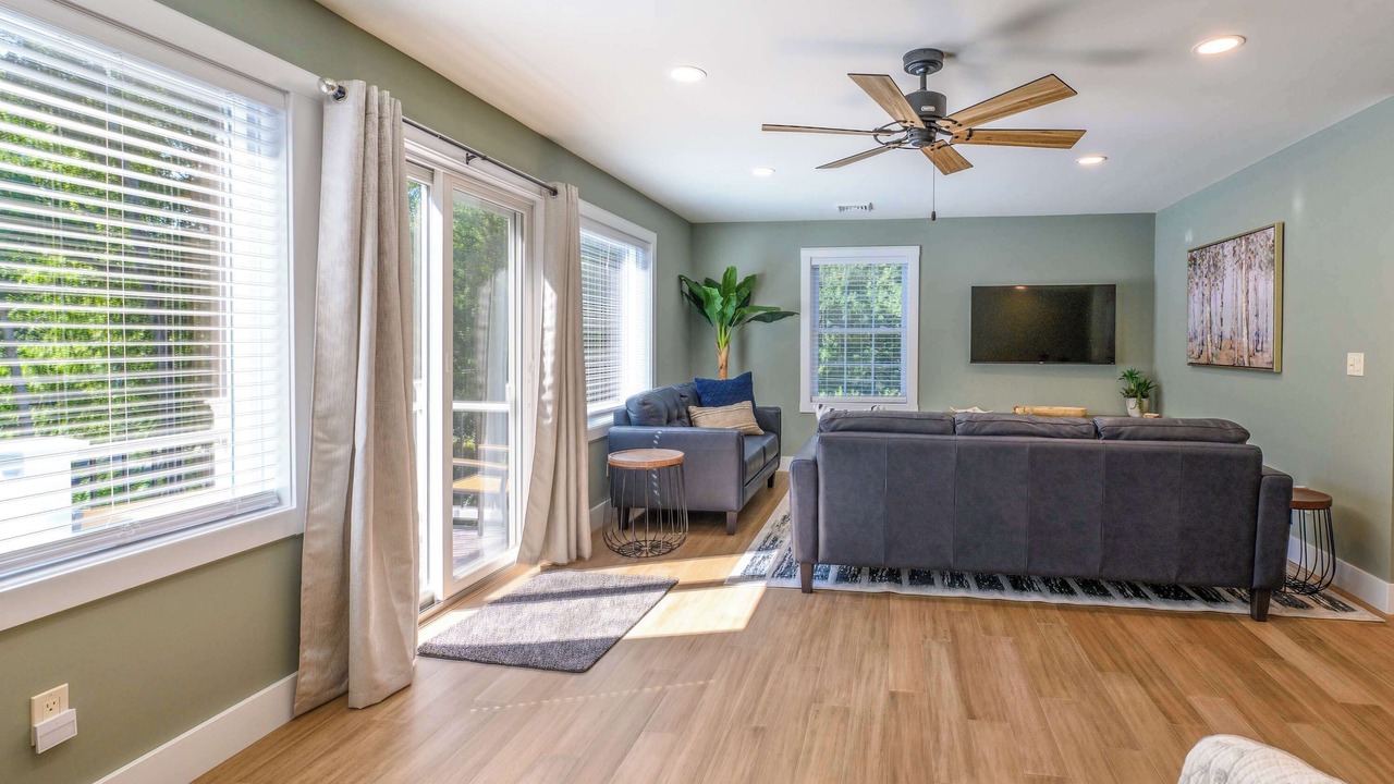 Photo of Livingroom in Montville