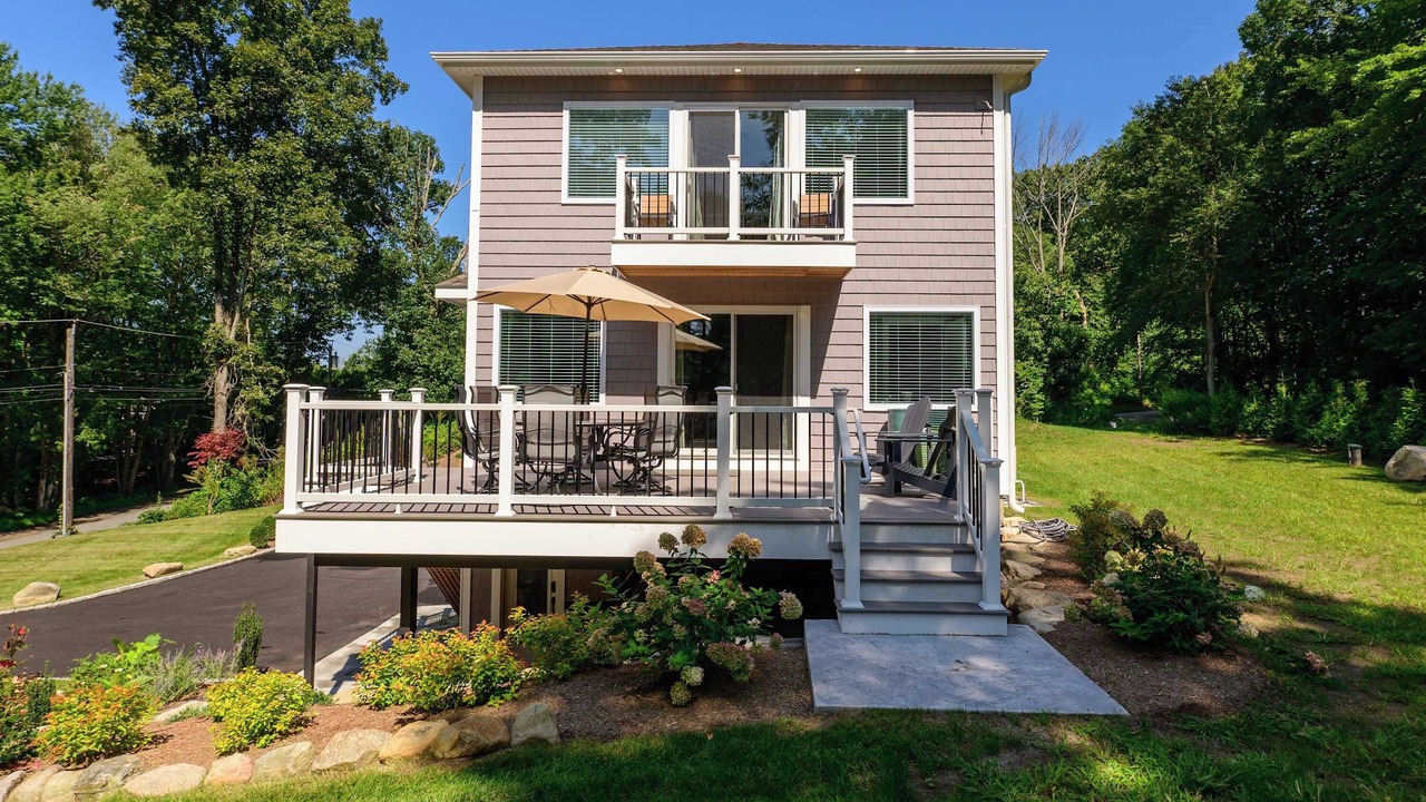 Photo of Outdoor in Montville