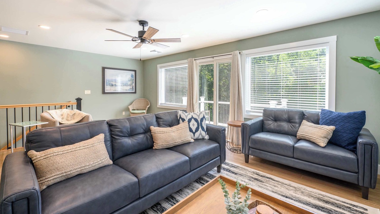 Photo of Livingroom in Montville
