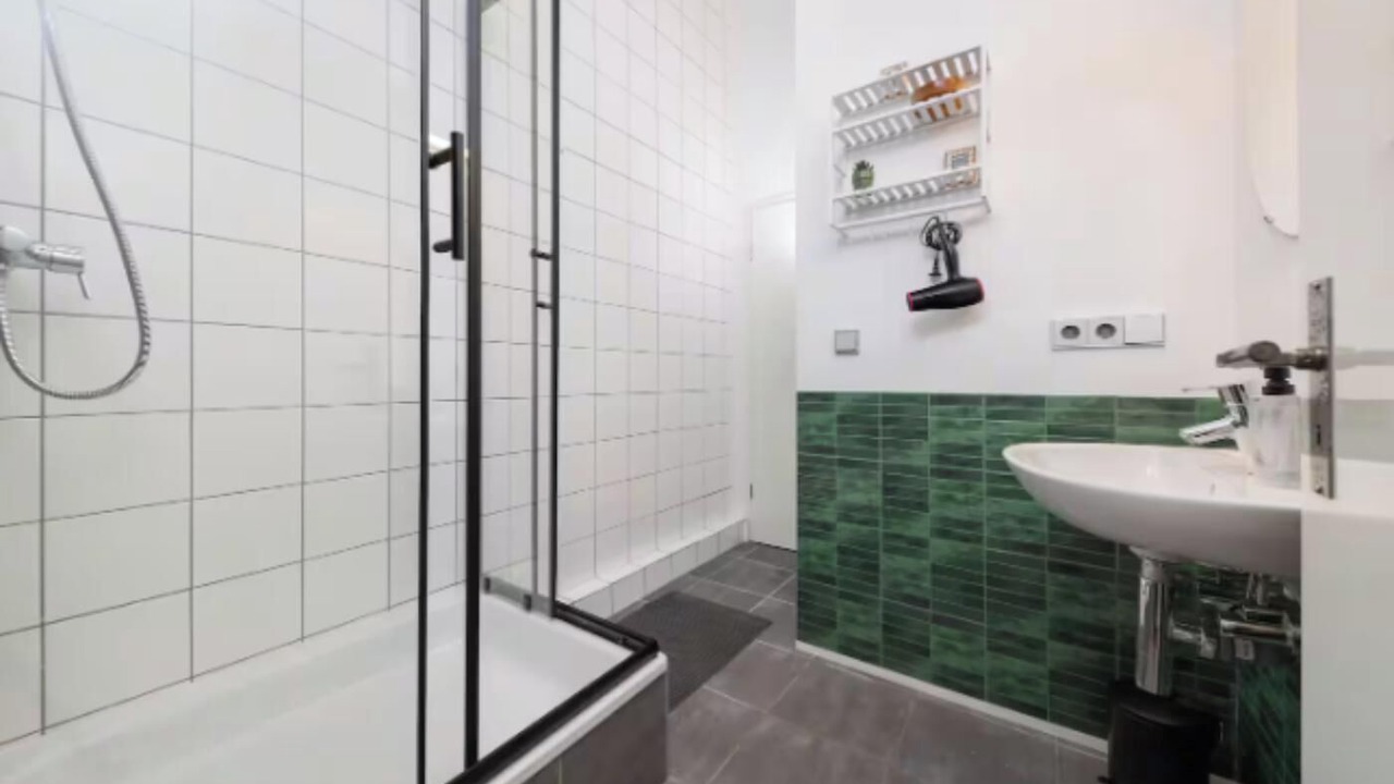 Photo of Bathroom in Prenzlauer Berg