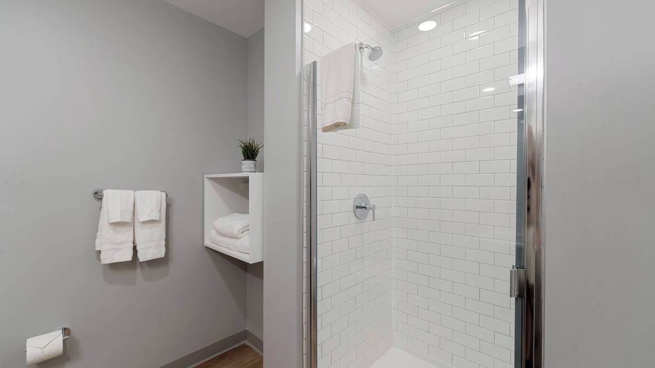 Photo of Bathroom in River North