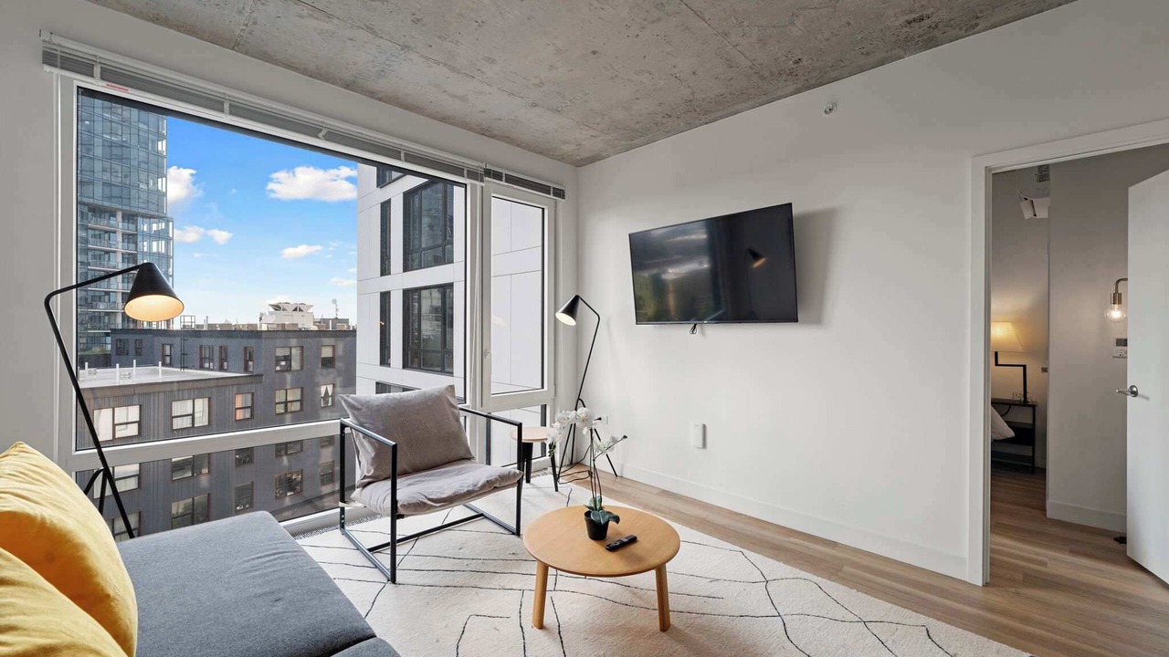 Photo of Livingroom in River North