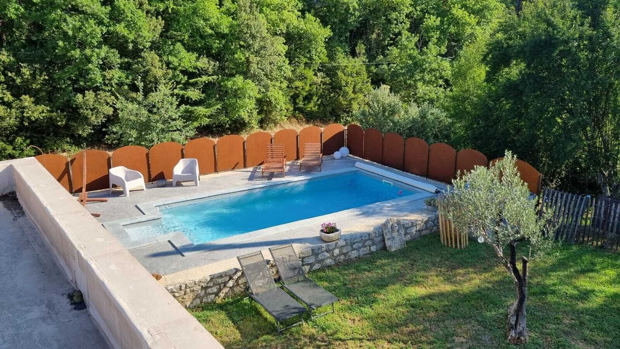 Photo of Outdoor in Grospierres