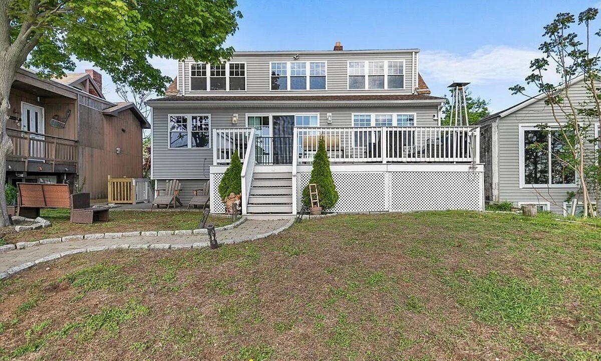Photo of Outdoor in East Shore