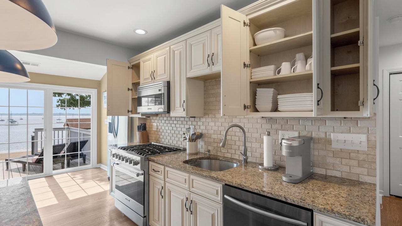 Photo of Kitchen in East Shore