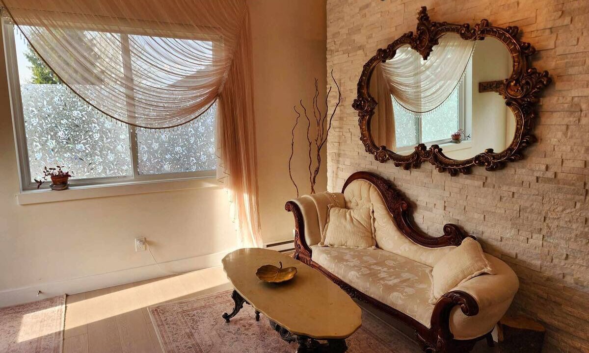 Photo of Livingroom in Vancouver