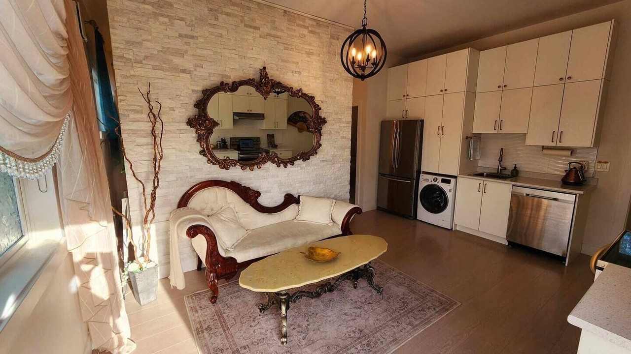 Photo of Livingroom in Vancouver