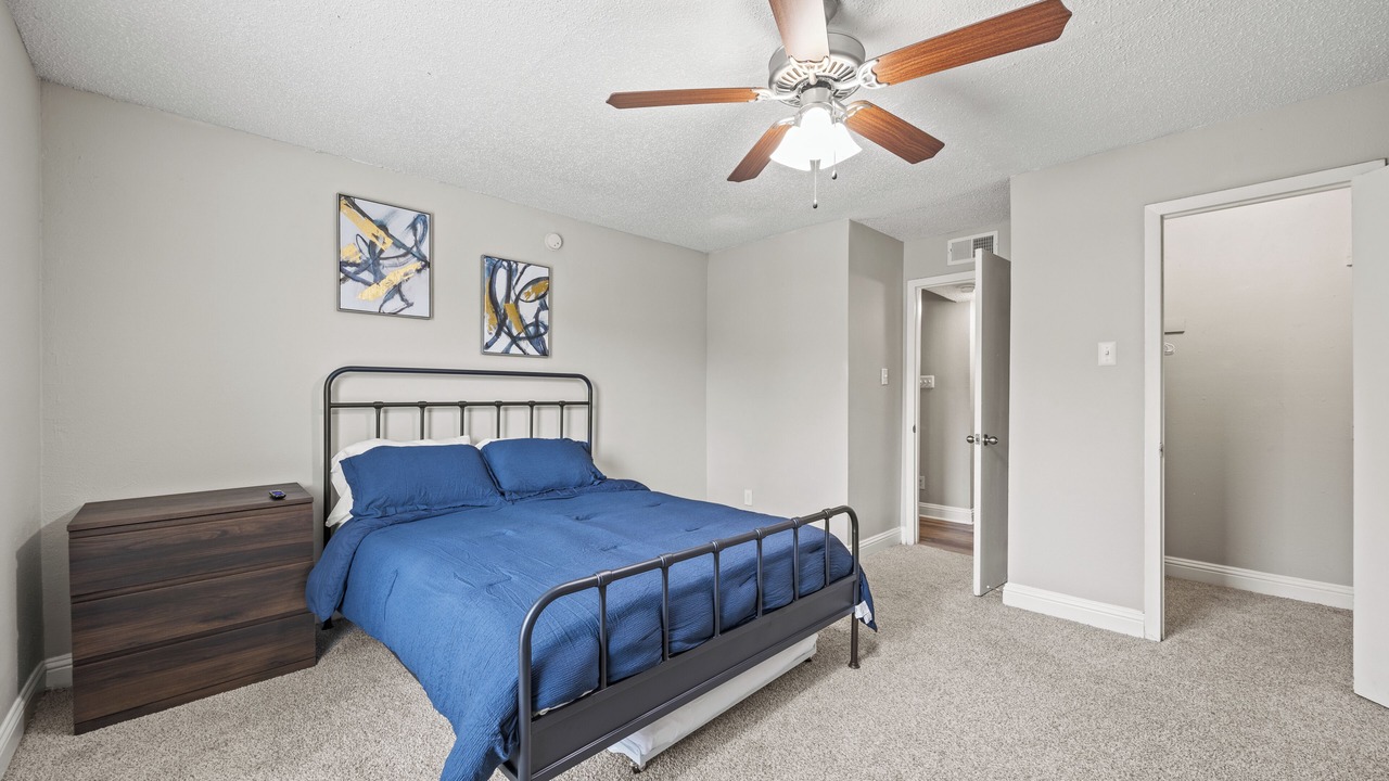 Photo of Bedroom in Addison