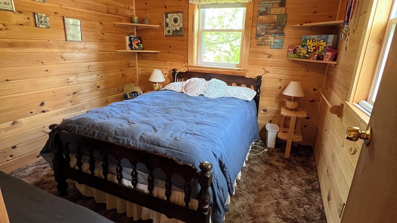 Photo of Bedroom in Derby
