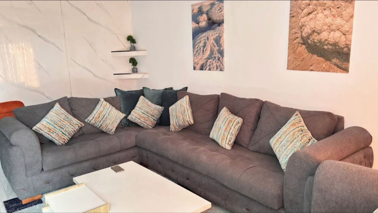 Photo of Livingroom in Sweimeh
