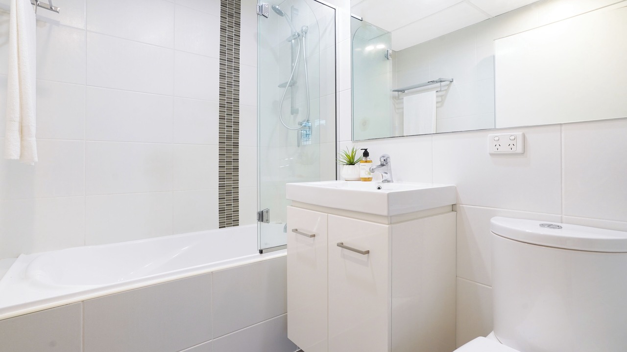 Photo of Bathroom in Cullen Bay