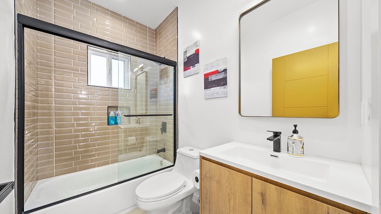 Photo of Bathroom in Rampart Village