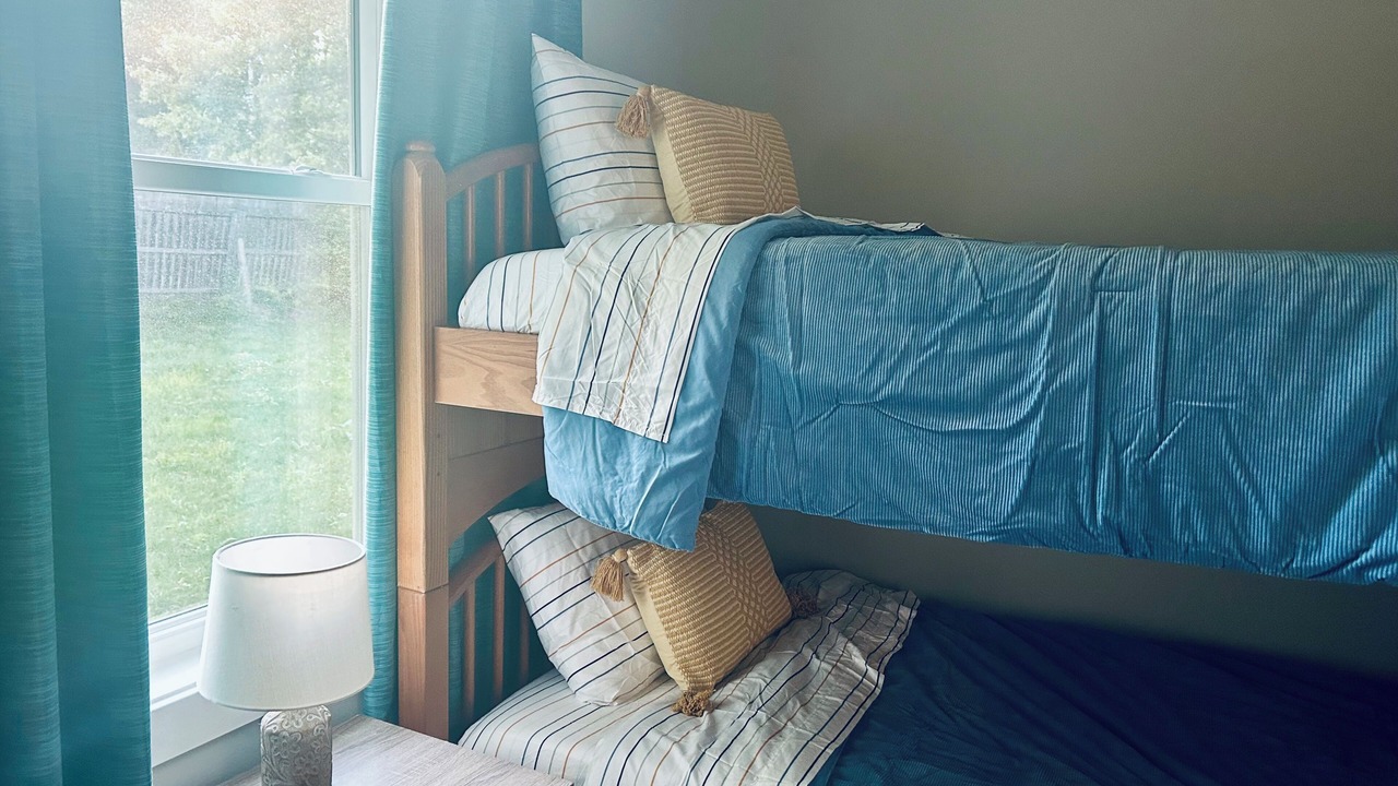 Photo of Bedroom in Twin Lake