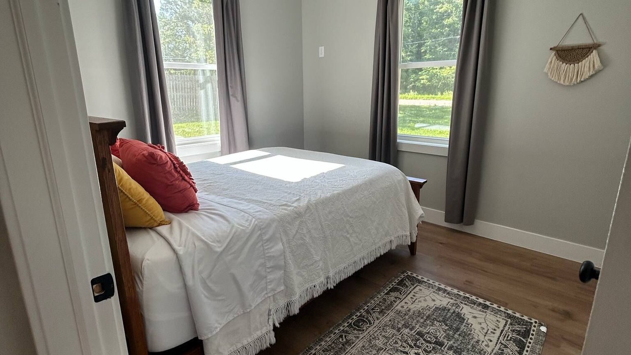 Photo of Bedroom in Twin Lake