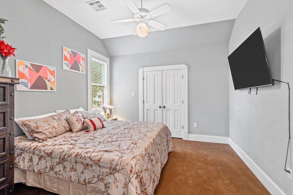 Photo of Bedroom in Lake Charles