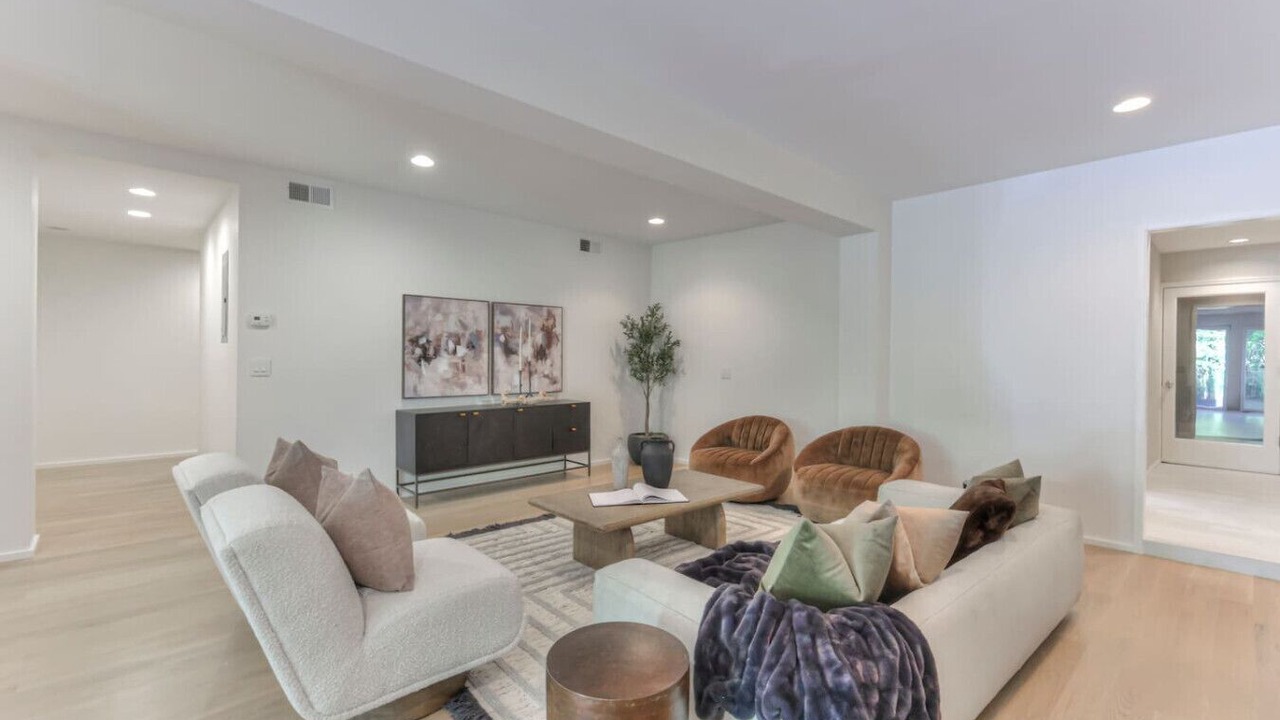 Photo of Bedroom in Brentwood