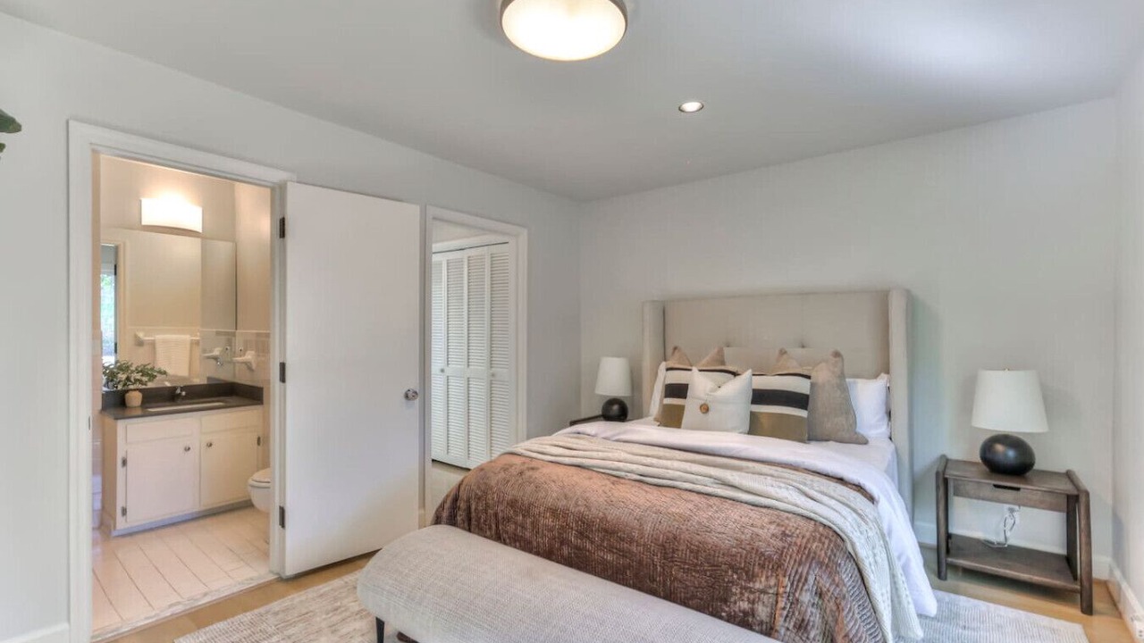 Photo of Bathroom in Brentwood