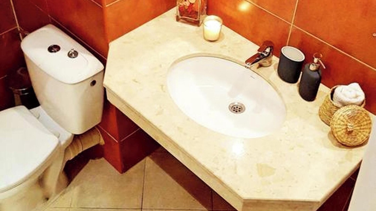 Photo of Bathroom in Shiligarnika