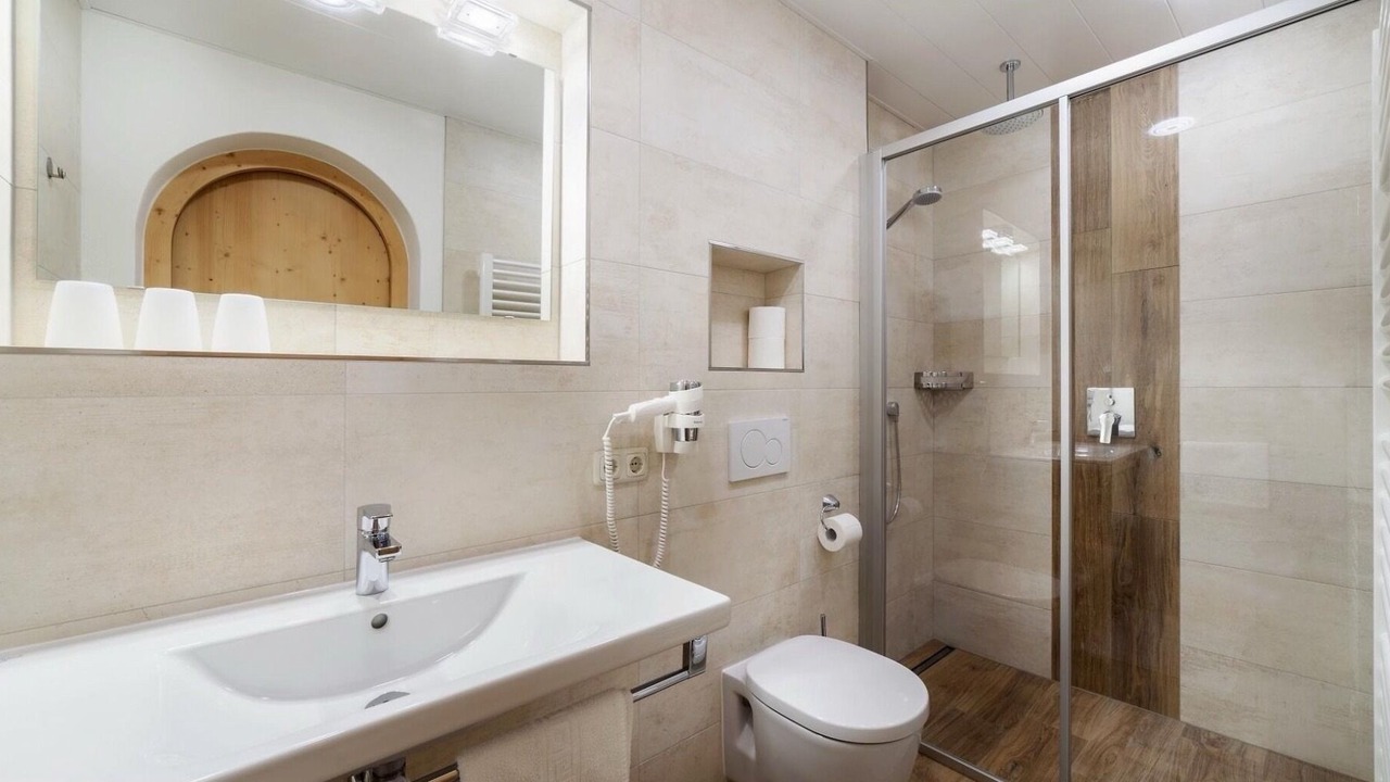 Photo of Bathroom in Hintertux