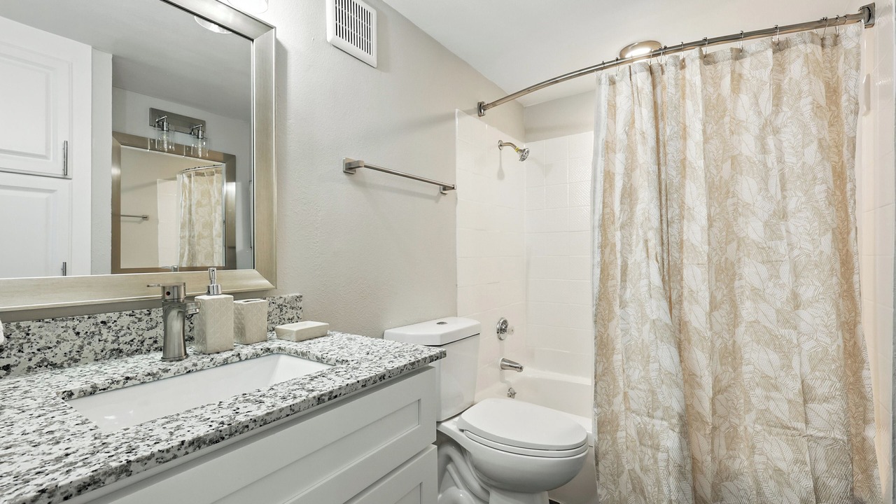 Photo of Bathroom in Addison