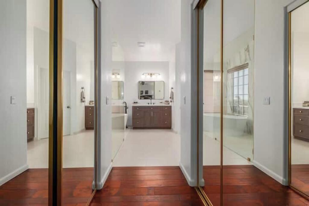Photo of Bathroom in Foothills