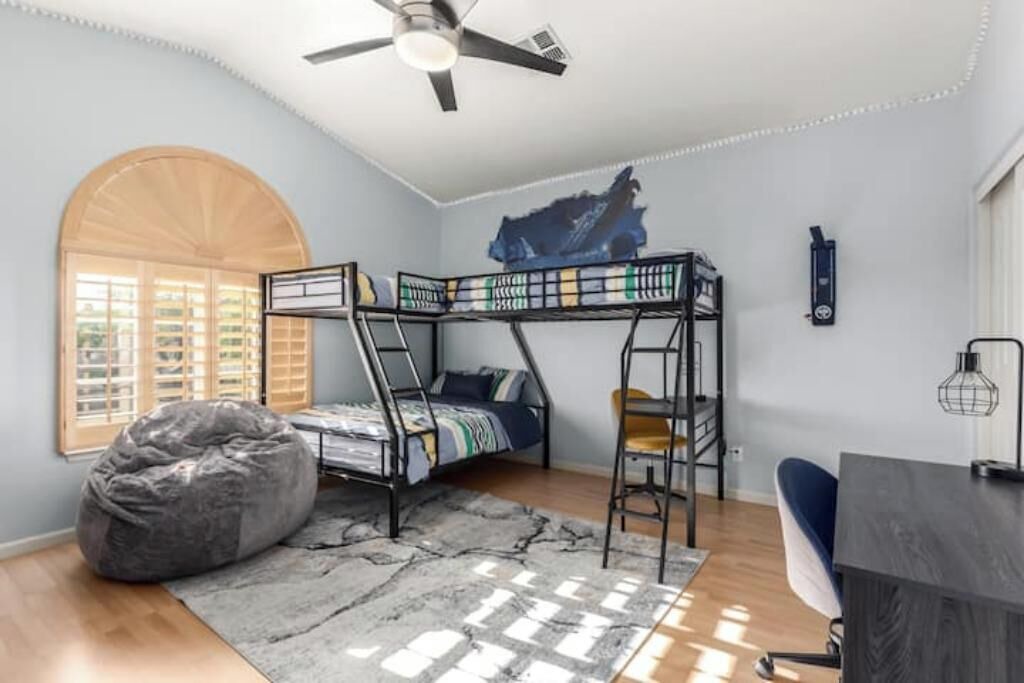 Photo of Bedroom in Foothills