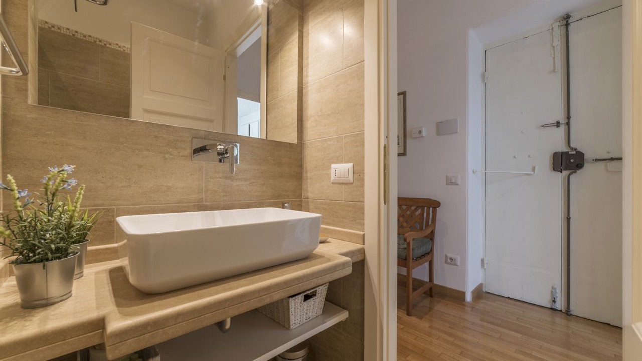 Photo of Bathroom in Repubblica