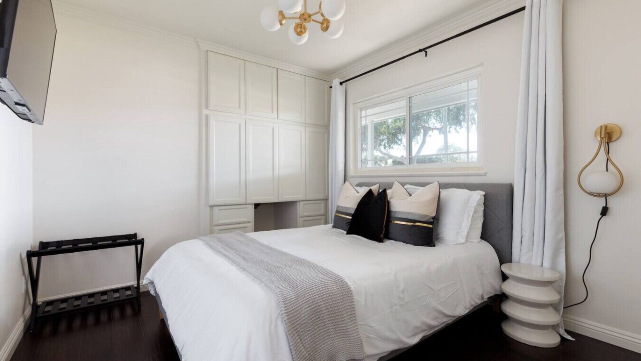 Photo of Bedroom in Los Altos