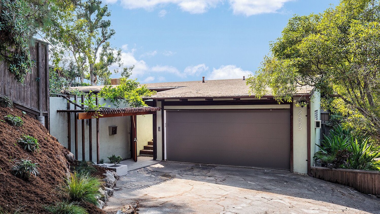 Photo of Outdoor in Silver Lake
