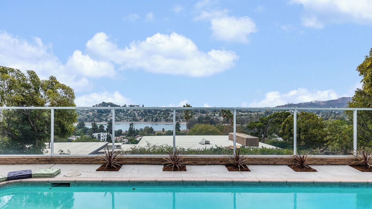 Photo of Outdoor in Silver Lake