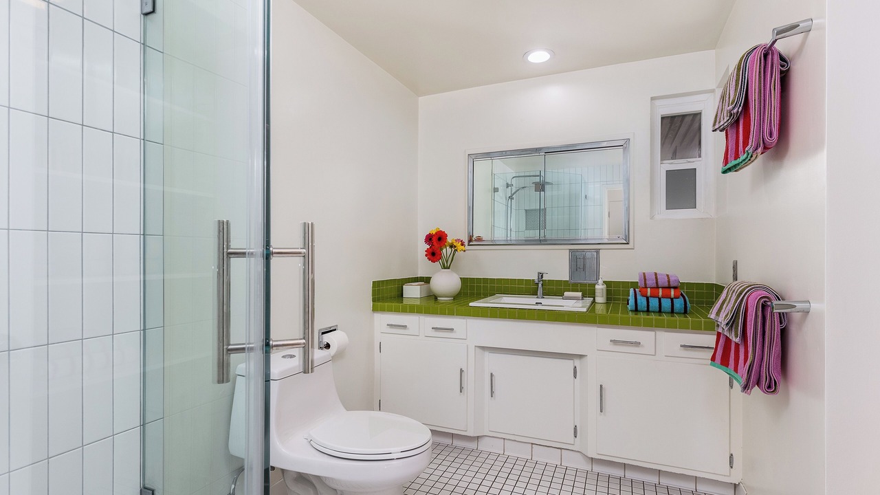 Photo of Bathroom in Silver Lake
