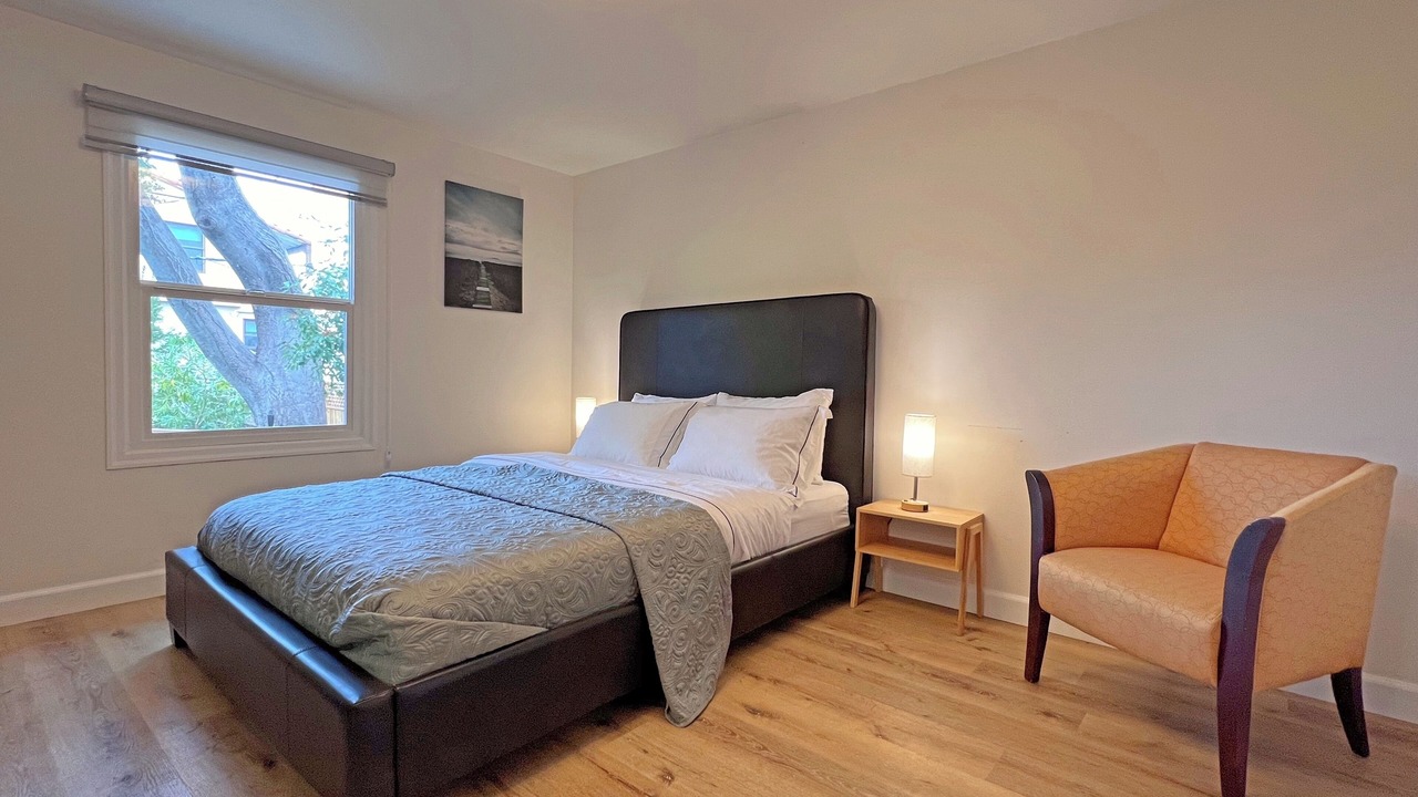 Photo of Bedroom in Millbrae
