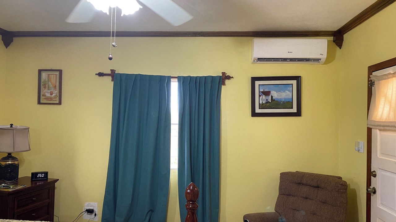 Photo of Bedroom in George Hill