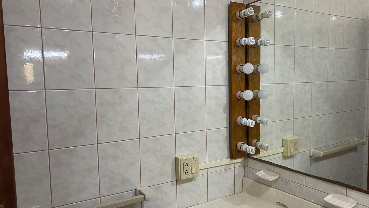 Photo of Bathroom in George Hill