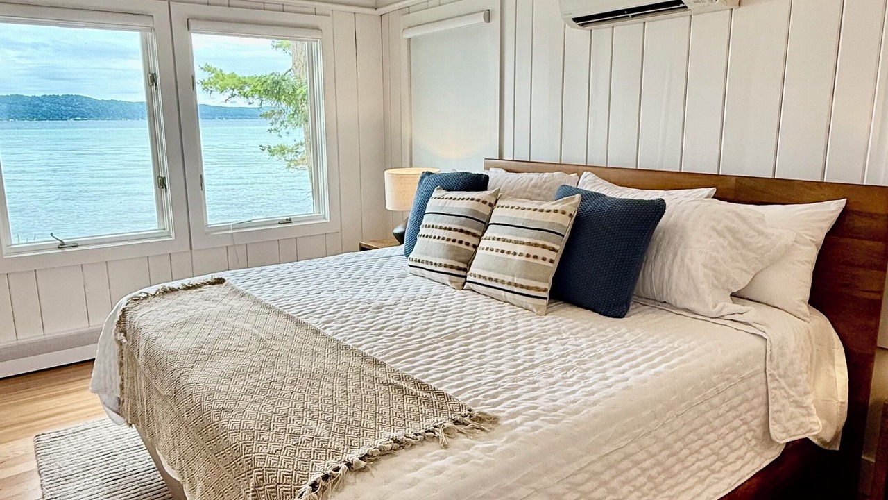 Photo of Bedroom in Frankfort