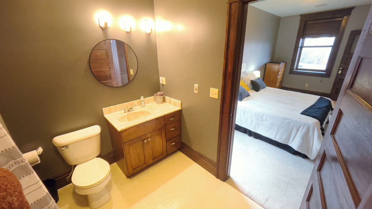 Photo of Bathroom in Clare