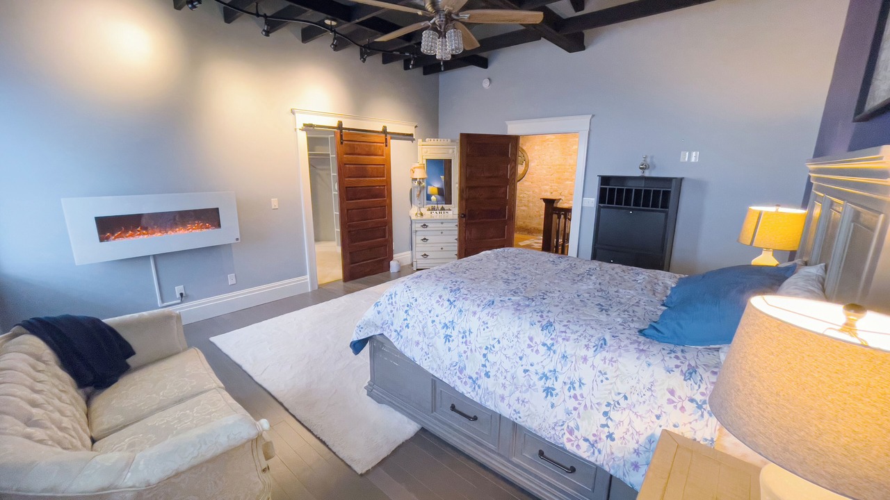 Photo of Bedroom in Clare