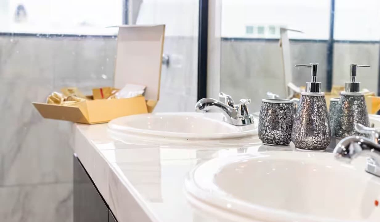 Photo of Bathroom in Salinas