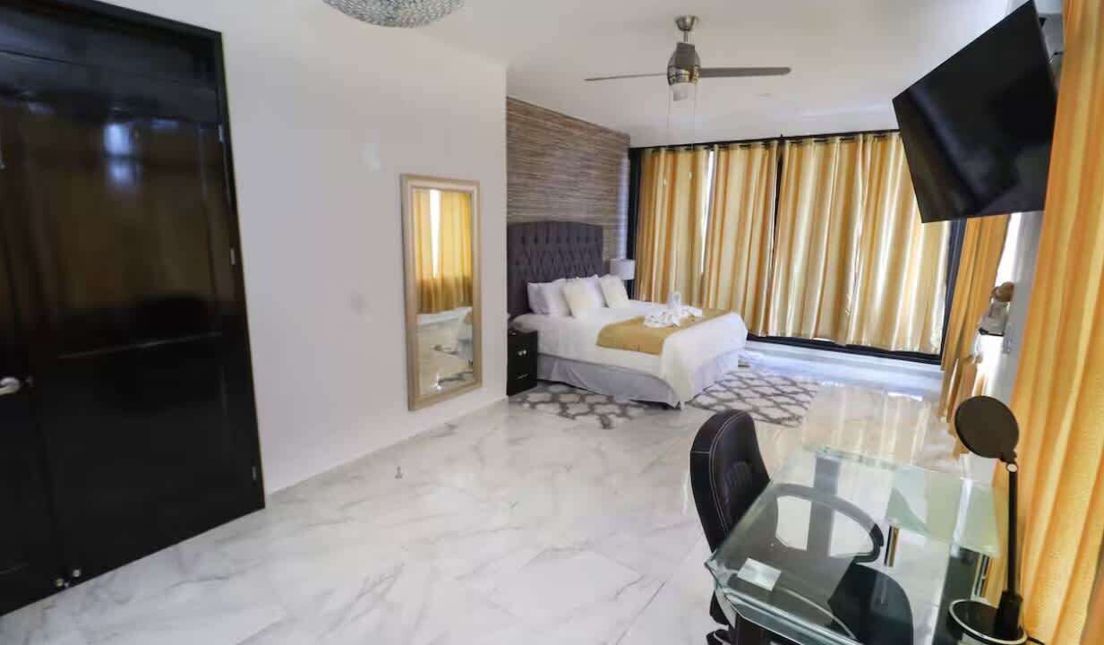 Photo of Bedroom in Salinas