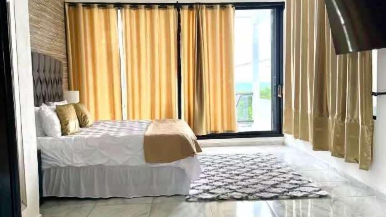 Photo of Bedroom in Salinas