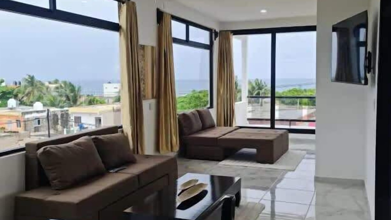 Photo of Livingroom in Salinas