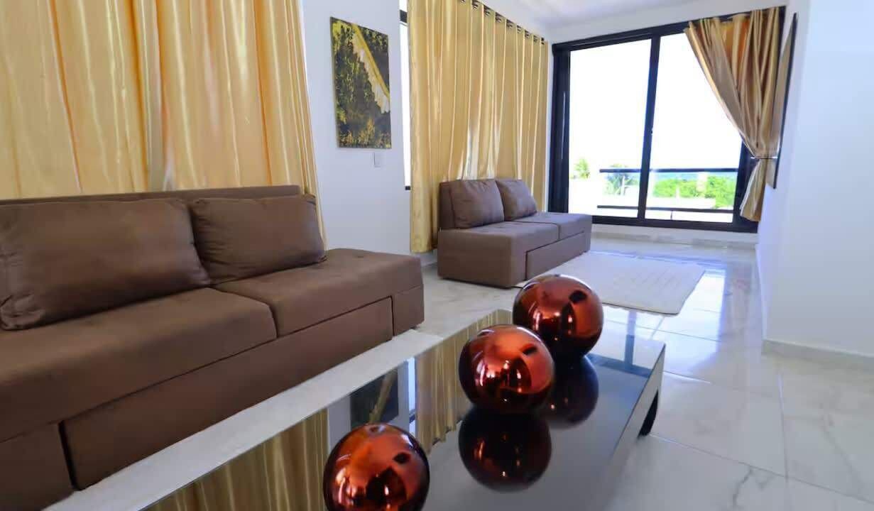 Photo of Livingroom in Salinas
