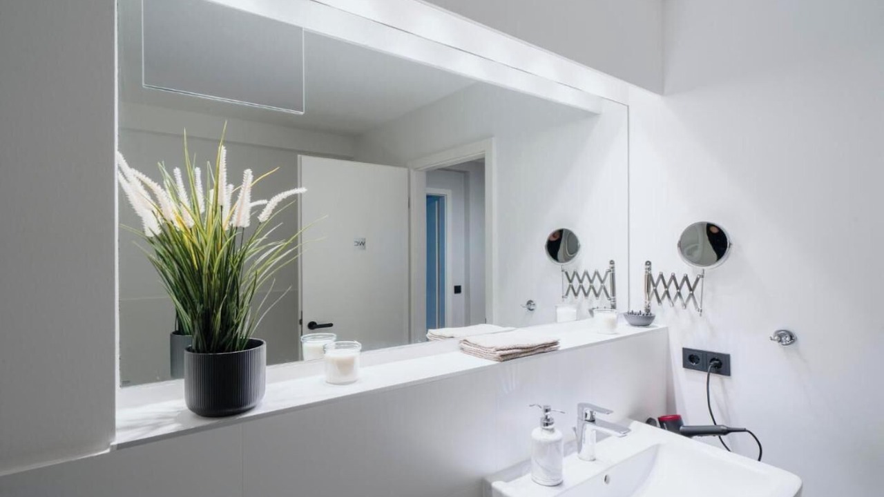 Photo of Bathroom in West Berlin Centre