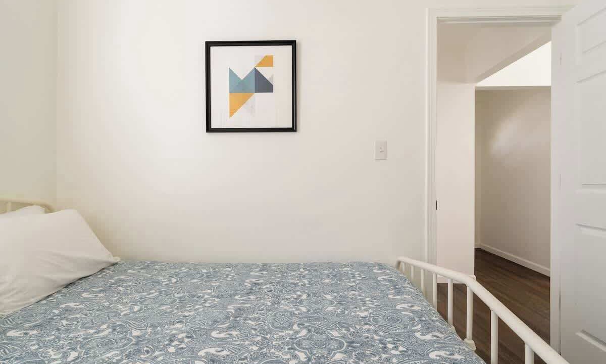 Photo of Bedroom in Hosford-Abernethy