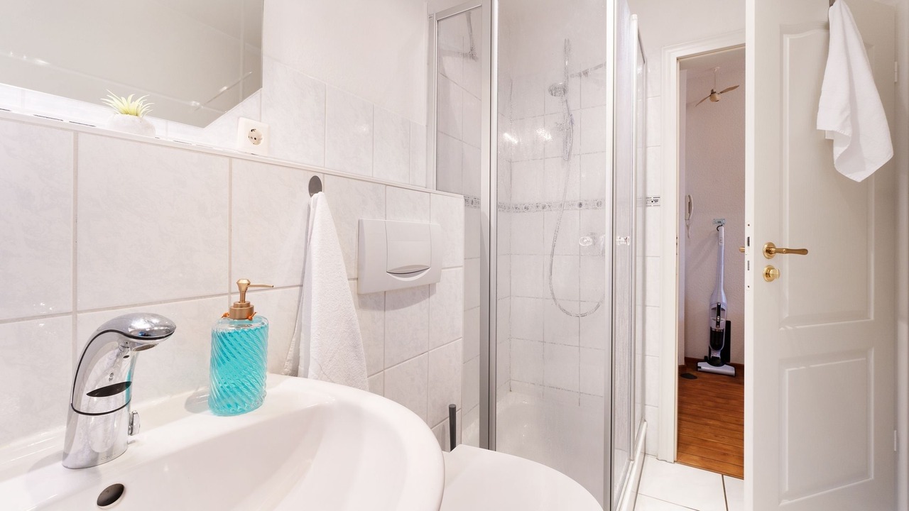 Photo of Bathroom in Neue Tiefe